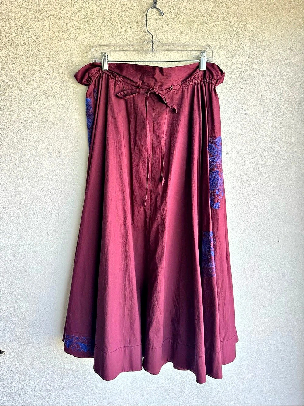 Acne Studios Heliah Pop Emb PSS18 Embroidered Midi Skirt in Burgundy Size 40